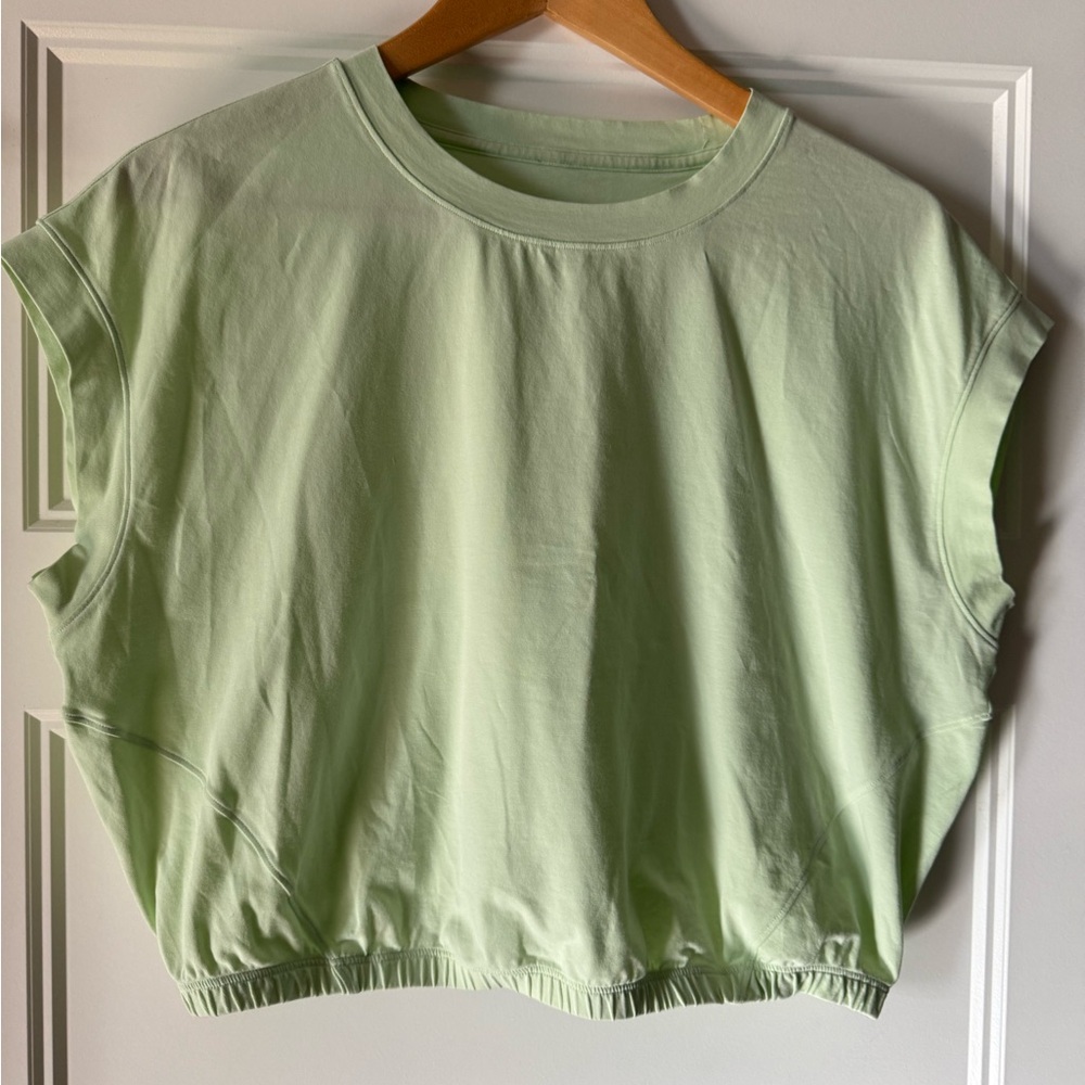 Lululemon Wide-Sleeve Gathered Hem T-shirt Kohlrabi Green Size 8